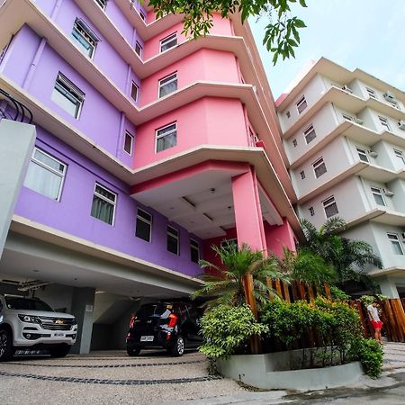Myspace Hotel @Bgc Pasig City Εξωτερικό φωτογραφία