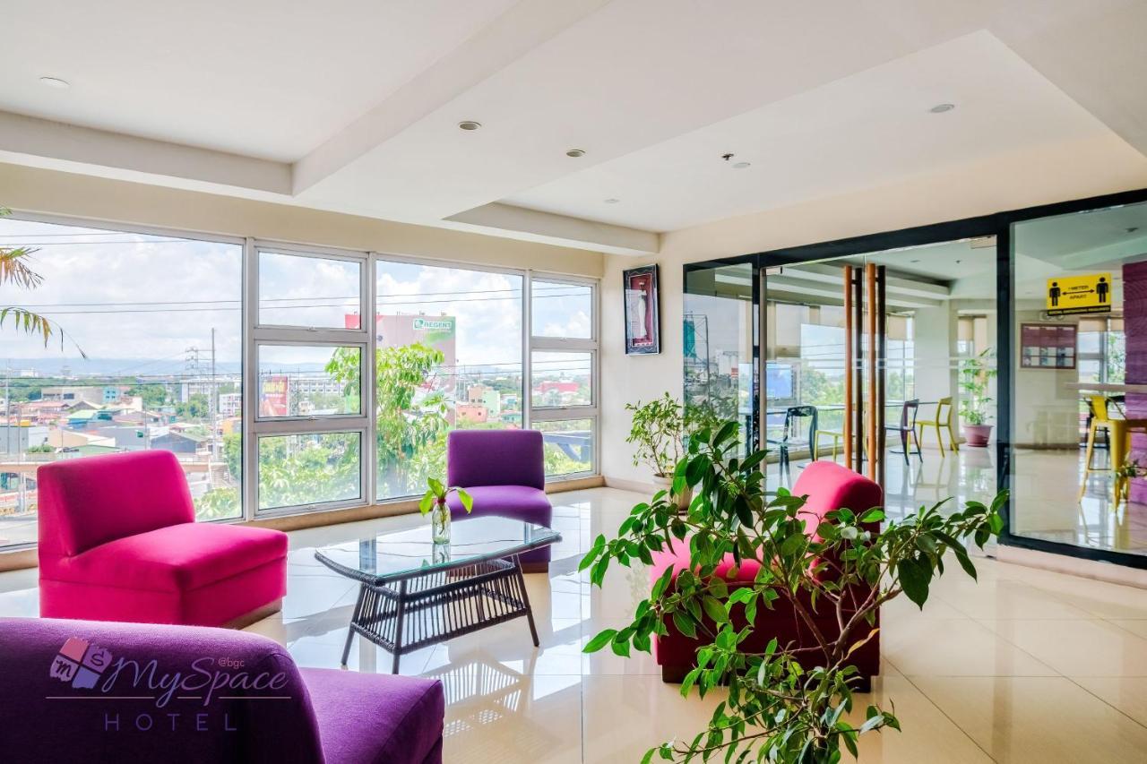 Myspace Hotel @Bgc Pasig City Εξωτερικό φωτογραφία